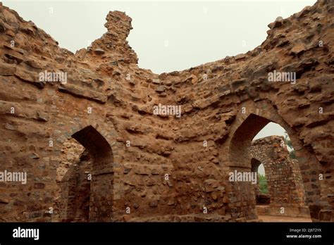 Tomb of Alauddin Khilji at Qutab Minar complex in Mehrauli, South Delhi ...