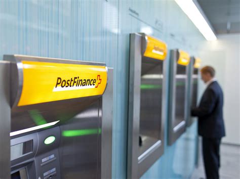 les suisses de letranger devraient pouvoir utiliser postfinance allnews