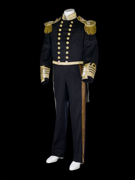17 Best Images About Costume Steampunk Commander Riker On Pinterest