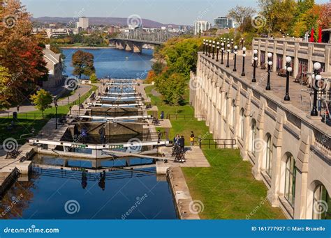 Ottawa Locks on Canal Rideau in the Autumn Season Editorial Photography ...