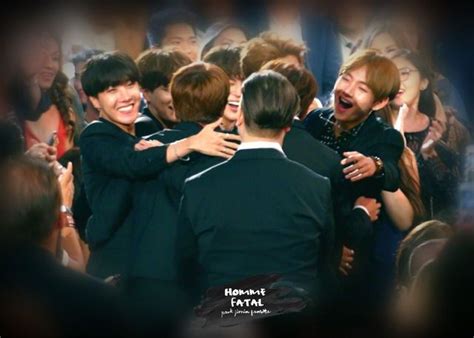 Bts Group Hug - BTS 2020