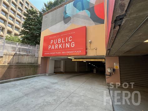 L’Enfant Plaza Metro Station Parking | SpotHero