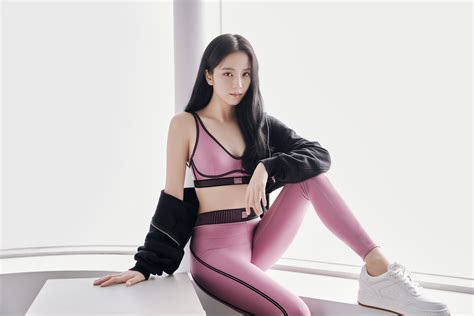 BLACKPINK S Jisoo Fronts Alo Yoga S New Spring 2024 Collection Campaign