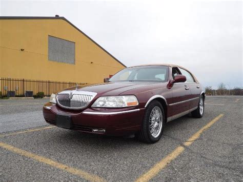 2003 Lincoln Town Car Cartier Cartier 4dr Sedan for Sale in Baltimore ...