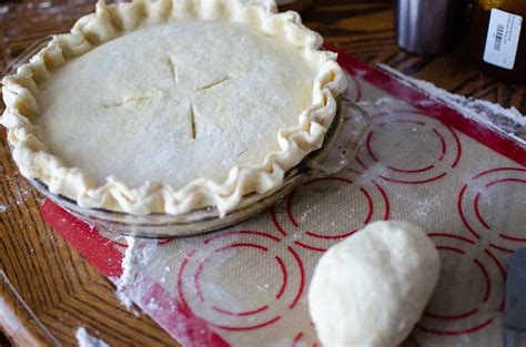 Easy Sourdough Pie Crust Amy K Fewell Homesteading For The Kingdom