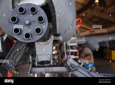 Armas Los Aviadores De La Unidad De Mantenimiento De Aeronaves Th