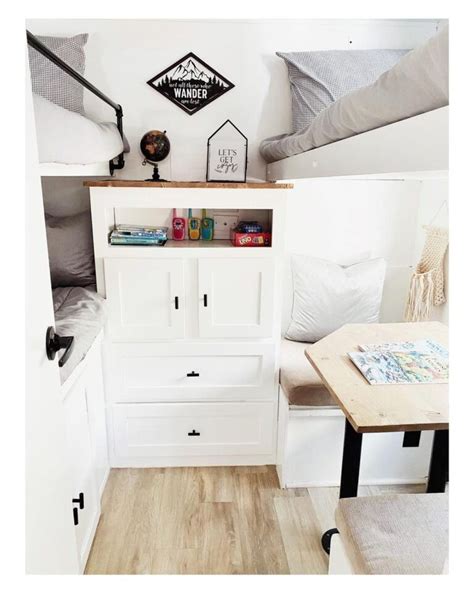 52 Of Our Favorite Rv Bunkroom Renovations Love That Rv Rv Interior