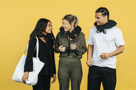 The Secret Pillow® Discover The 1st Smart Travel Pillow on The Market