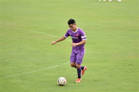 Dàn hot boy U Việt Nam tích cực tập luyện trong ngày đầu hội quân