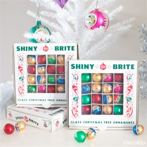 Shiny Brite vintage ornament favor boxes | Chica and Jo