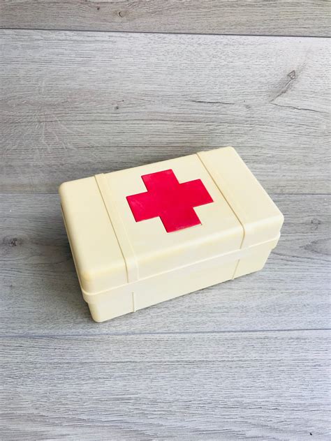 Soviet Metal Military Medical Box First Aid Kit Medical Kit Medicine