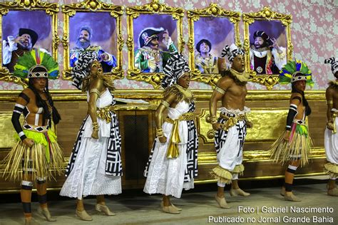 Desfile Da Escola De Samba Mangueira No Carnaval 2019 Do Rio De