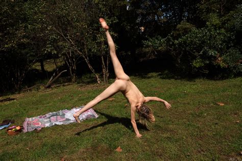 AMATEUR GIRL Als Tumbler