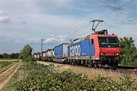 Mit Einem Bunten Und Gemischten Containerzug Nach Italien Fuhr Am Abend