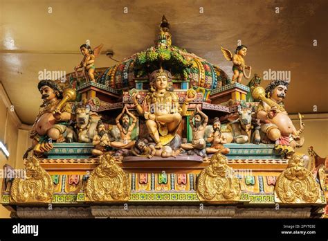 Details Of Sri Thendayuthapani Temple Singapore Stock Photo Alamy