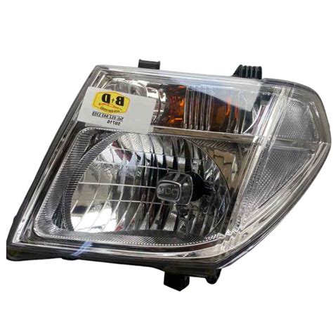 Nissan Navara 2010 Left Hand Side Headlight B D Auto Body Spares