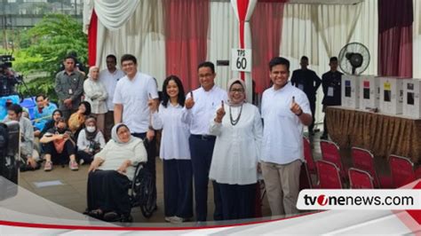 Momen Anies Baswedan Nyoblos Di Tps Lebak Bulus