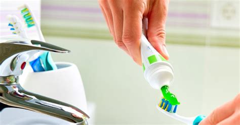 How Does Desensitizing Toothpaste Work