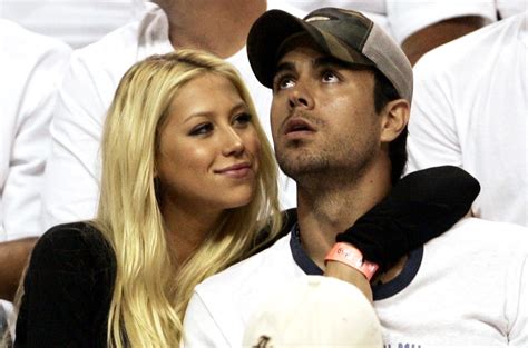 Enrique Iglesias & Anna Kournikova Watch the World Cup With Their Twins ...