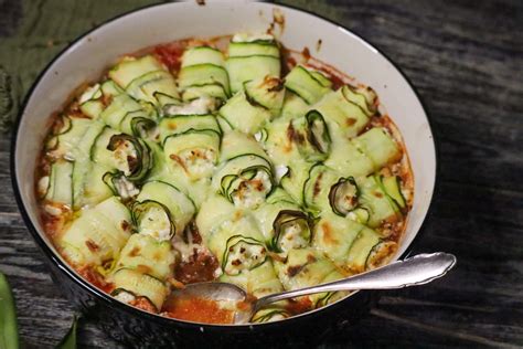 Zucchinir Llchen Mit Feta Und Frischk Se