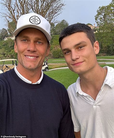 Tom Brady Teilt Seltene Fotos Mit Sohn Jack An Seinem Geburtstag