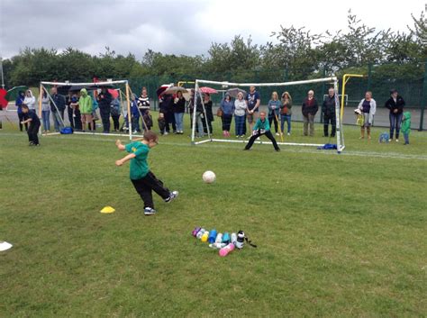 Sports Day In The Rain Hoyland Common Primary School