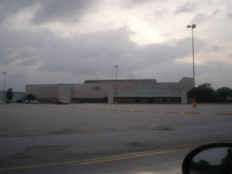 Greenspoint Mall 30 Photos And 40 Reviews 12300 North Fwy Houston