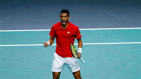 Davis Cup Auger Aliassime Pulls Canada Level After Lorenzo Sonego Gave