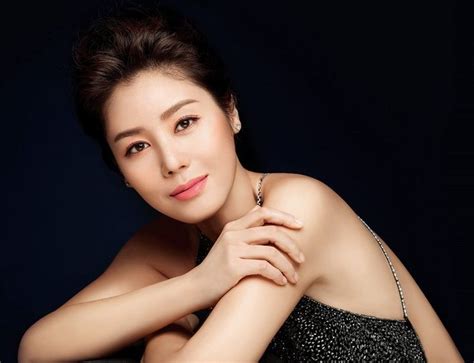 This 50 Year Old Actress Has An Unbelievable Body Koreaboo Korean