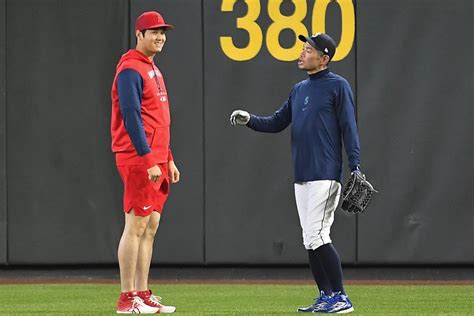 大谷翔平がイチロー氏と再会！2人の「顔合わせ」に米メディアは興奮「伝説的な対談だ」｜cocokaranext（ココカラnext）