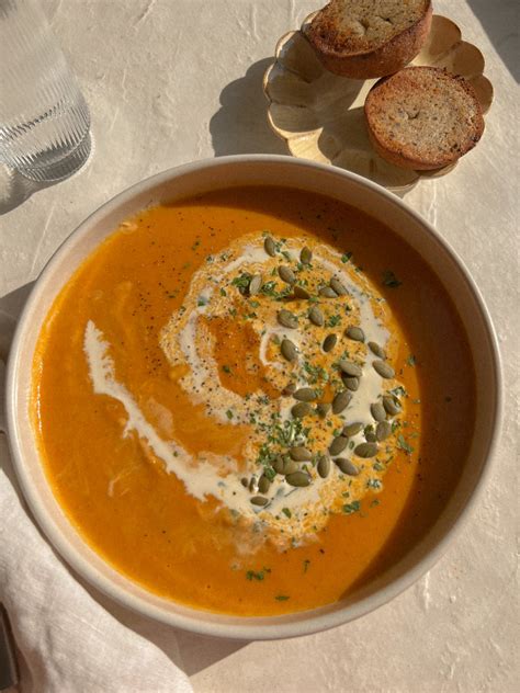 Vegan Roasted Butternut Squash Carrot Coconut Soup