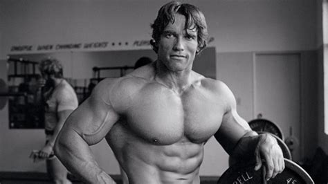 Mammoth Chest How Schwarzenegger Built The Best Chest In Bodybuilding