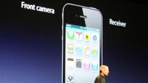 Apple S Steve Jobs Unveils IPhone 4