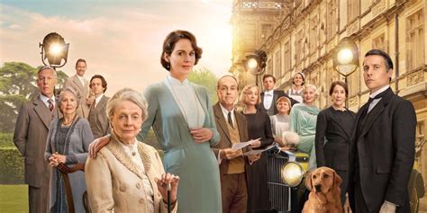 Downton Abbey 2 Poster Combines Upstairs And Downstairs Cast