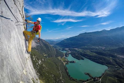 Via Ferrata Rino Pisetta Nad Jeziorem Garda Climb2change Góry