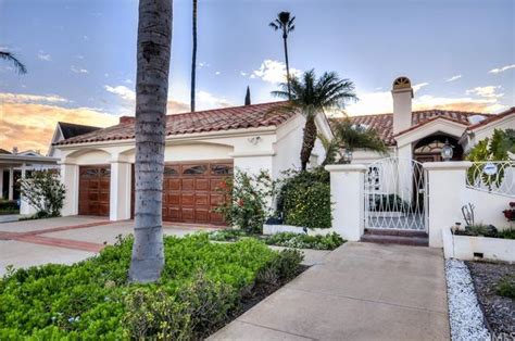 1945 Santiago Dr, Newport Beach, CA 92660 | MLS# OC22076035 | Redfin