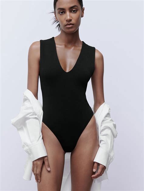 Seamless V Neck Body Suit