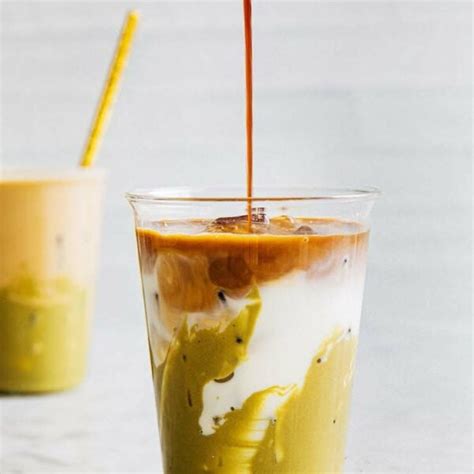 Iced Pistachio Latte A Fancy Starbucks Copycat Hummingbird High