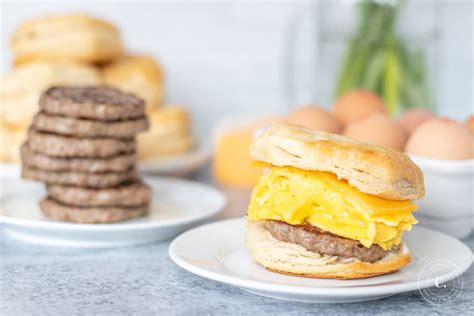 Sausage Egg And Cheese Biscuit Breakfast Sandwiches Catz In The Kitchen