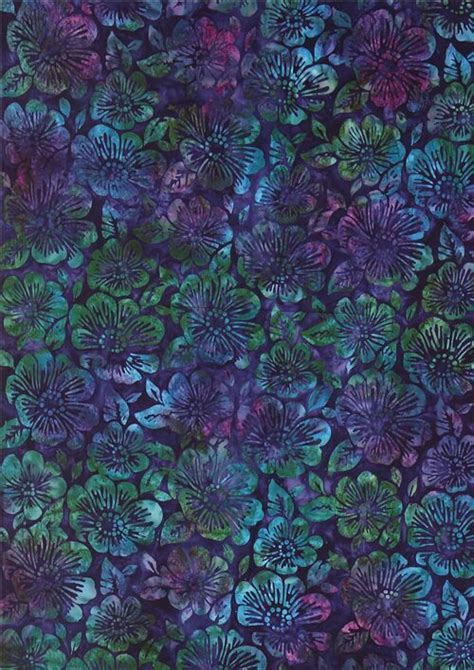 Robert Kaufman Dar Purple Batik Fabric With Flowers Modes U