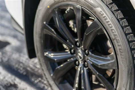 Review: Bridgestone Blizzak DM-V2 Winter Tire | TractionLife