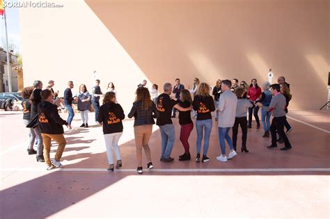 Fotos Soria Baila pone banda sonora a Garray en un vermú marcado por