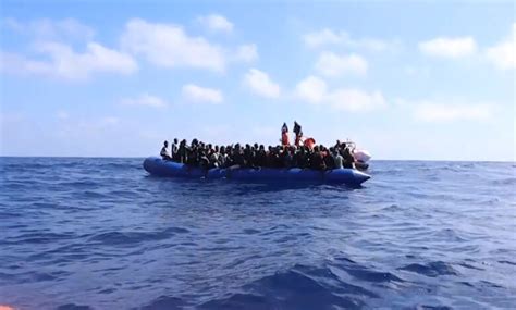 Migranti Salvati A Largo Della Libia Oggi Lo Sbarco Nel Porto Di Bari