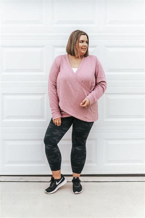 Curvy Girl S Guide To Activewear Plus Size Workout Wear Plus Size