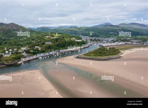 Porthmadog Aerial Hi Res Stock Photography And Images Alamy