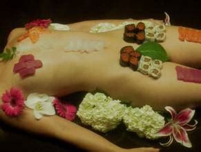 CRYSTAL LO Nude AZNude