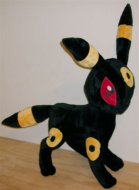 Umbreon Plushie by saiyamewome on DeviantArt