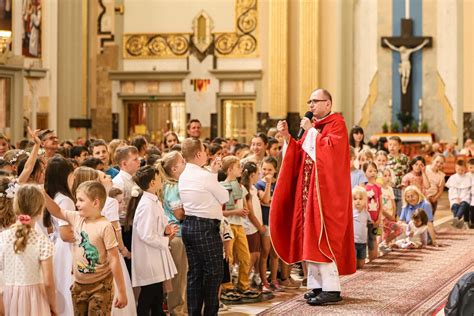 Pozwólcie dzieciom przychodzić do mnie Dzień Dziecka SANKTUARIUM W