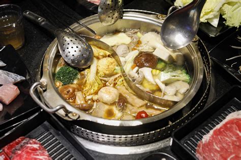 Mala Hot Pot 马辣顶级鸳鸯火锅 Taipei Affordable Hotpot Buffet From Sgd24 With Free Flow Häagen Dazs