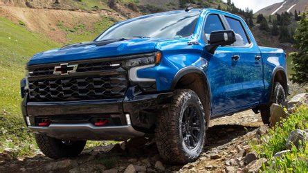 2022 Chevy Silverado Debuts With New Styling, Off-Road ZR2 Model